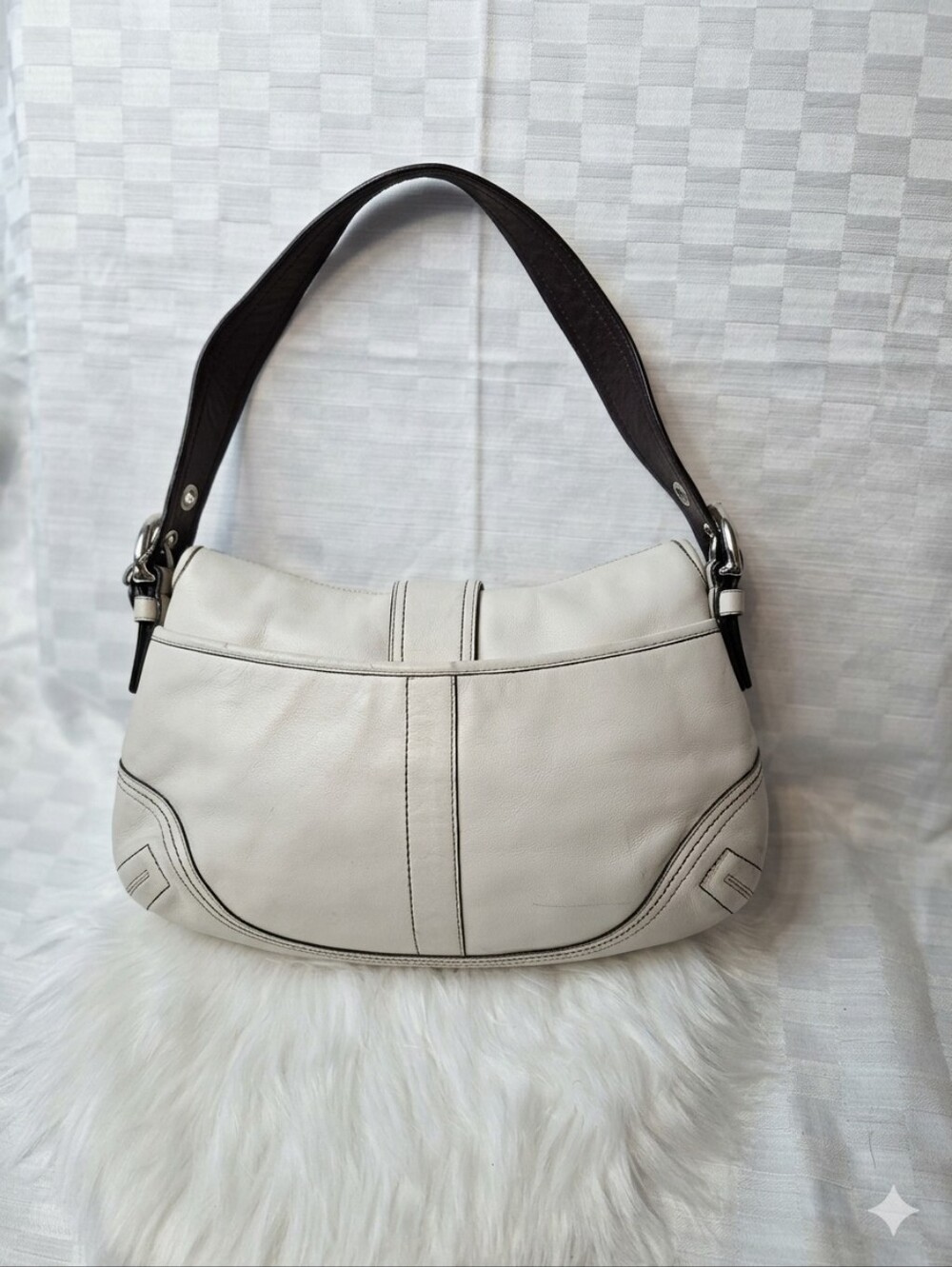 Coach Vintage Soho Top Flap Y2K White Leather Shoulder Bag - Picture 2 of 8